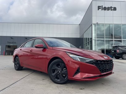 Used 2023 Hyundai Elantra SEL