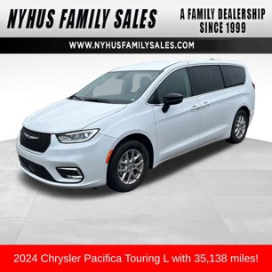 Used 2024 Chrysler Pacifica Touring-L