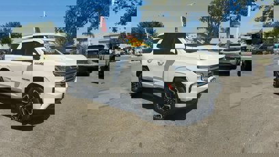 Used 2023 Chevrolet Tahoe High Country w/ Premium Package 2