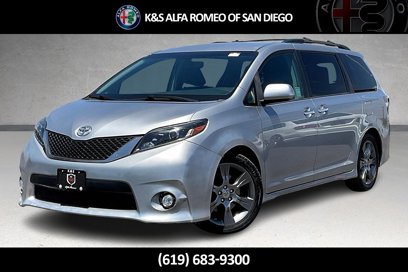 Used 2016 Toyota Sienna SE