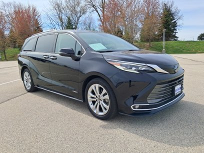 Used 2021 Toyota Sienna Platinum