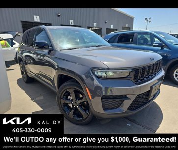 Used 2023 Jeep Grand Cherokee Altitude