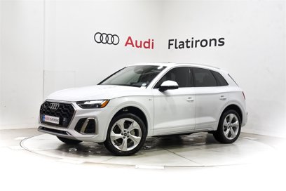 New 2025 Audi Q5 2.0T Premium Plus