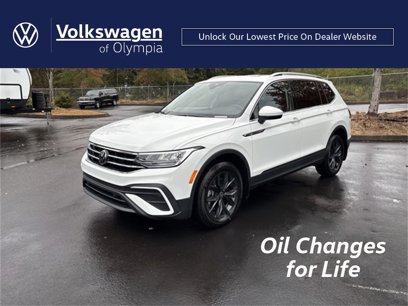 New 2024 Volkswagen Tiguan SE