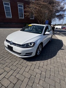 Used 2016 Volkswagen Golf SEL w/ Lighting Package (SEL)