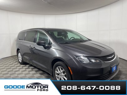 Used 2020 Chrysler Voyager LX