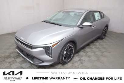 New 2025 Kia K4 EX