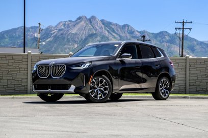 New 2025 BMW X3 xDrive30i w/ Premium Package