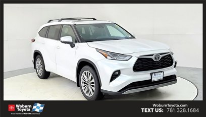 New 2025 Toyota Highlander Platinum