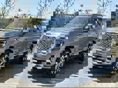 Used 2022 GMC Yukon Denali w/ Denali Premium Package
