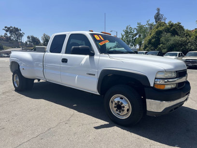Used 2001 Chevrolet Silverado 3500 LS
