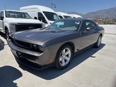 Used 2014 Dodge Challenger SXT
