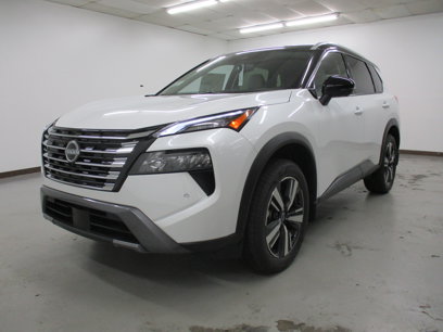 New 2025 Nissan Rogue SL