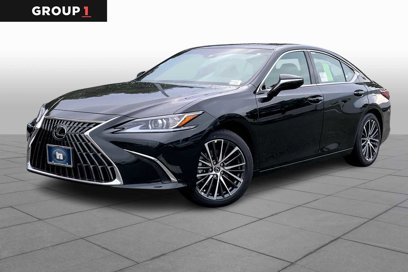 New 2025 Lexus ES 300h w/ Premium Package