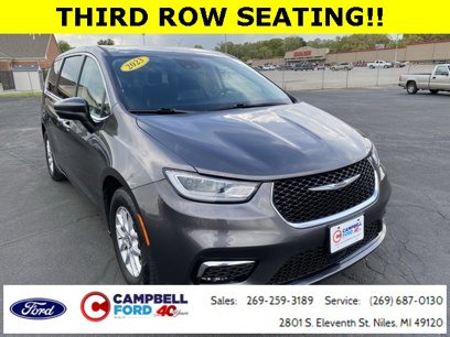 Used 2023 Chrysler Pacifica Touring-L