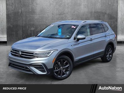 Used 2024 Volkswagen Tiguan SE