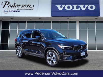 New 2025 Volvo XC40 B5 Core w/ Protection Package Premier