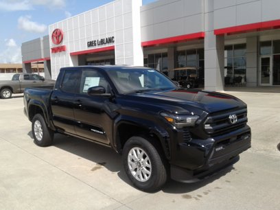 New 2025 Toyota Tacoma SR5