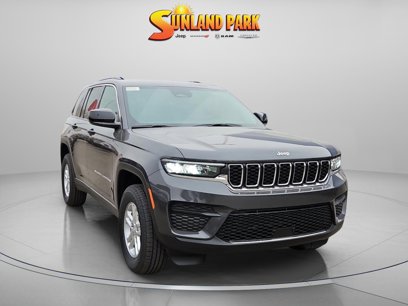 New 2025 Jeep Grand Cherokee Laredo w/ Luxury Tech Group I