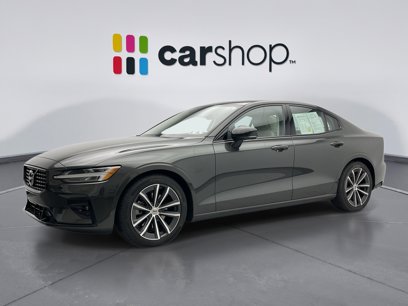 Used 2022 Volvo S60 B5 Momentum w/ Advanced Package