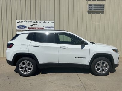 New 2025 Jeep Compass Latitude
