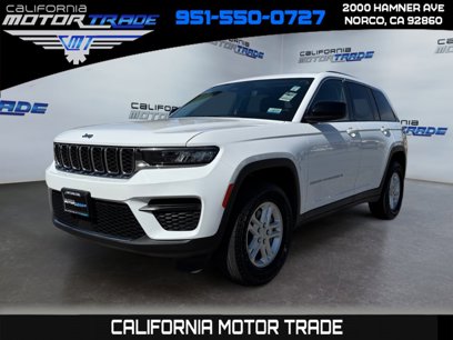 Used 2023 Jeep Grand Cherokee Laredo