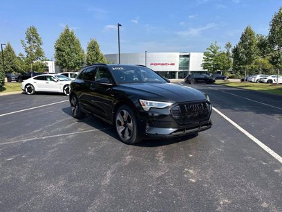 Used 2022 Audi e-tron Premium Plus w/ Premium Plus Package