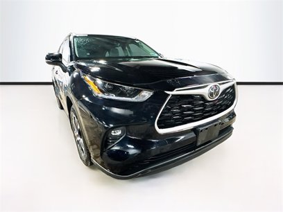 Used 2021 Toyota Highlander XLE