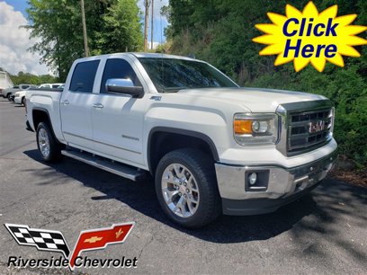 Used 2015 GMC Sierra 1500 SLT w/ SLT Crew Cab Value Package