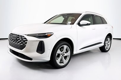 New 2025 Audi Q5 Premium Plus