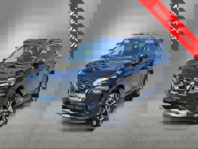 Used 2023 Nissan Rogue SV