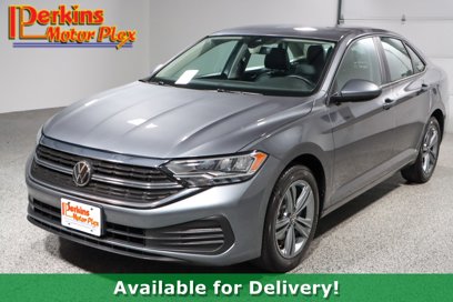 Used 2024 Volkswagen Jetta SE