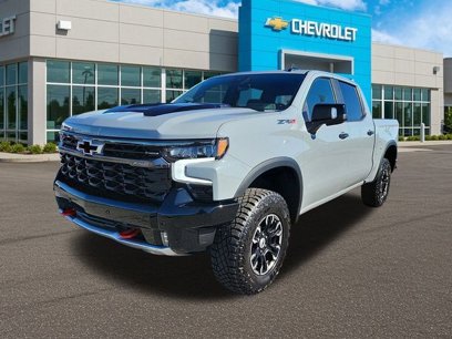 New 2025 Chevrolet Silverado 1500 ZR2 w/ Technology Package