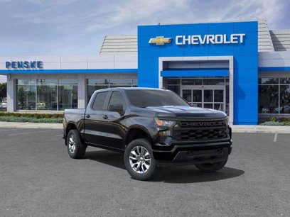 New 2025 Chevrolet Silverado 1500 Custom w/ LPO, Dark Essentials Package