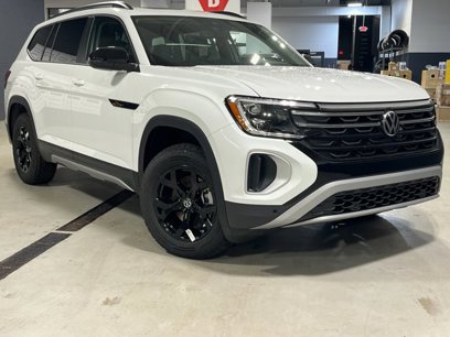 New 2025 Volkswagen Atlas Peak Edition SE