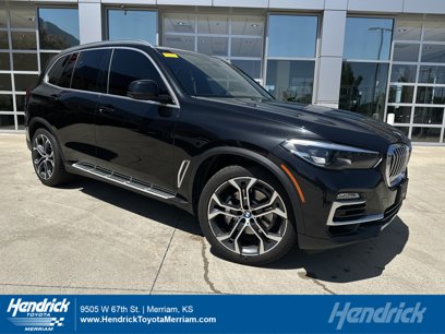 Used 2019 BMW X5 xDrive40i w/ Premium Package 2