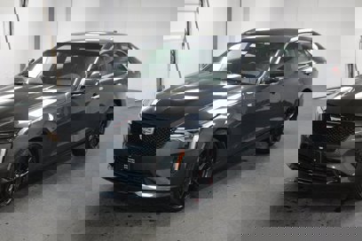 New 2025 Cadillac CT4 Luxury