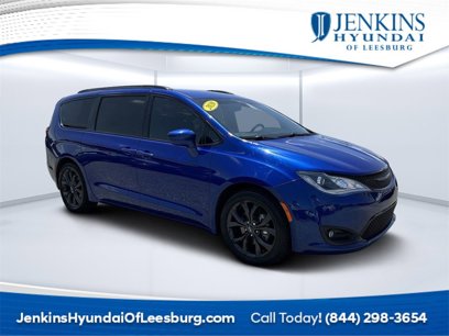 Used 2020 Chrysler Pacifica Touring-L w/ Premium Audio Group