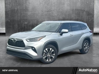 Certified 2022 Toyota Highlander XLE