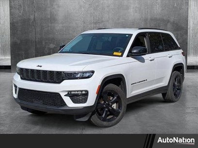 Used 2023 Jeep Grand Cherokee Limited w/ Black Appearance Package