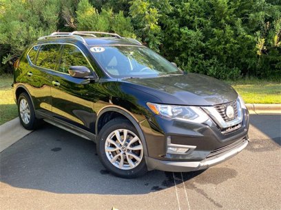 Used 2019 Nissan Rogue SV