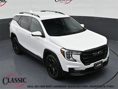 Used 2022 GMC Terrain SLE w/ Driver Convenience Package