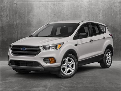 Used 2019 Ford Escape Titanium w/ U9j03 - Titanium Tow Package