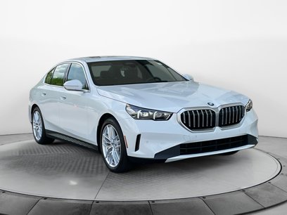 New 2025 BMW 530i xDrive w/ Premium Package