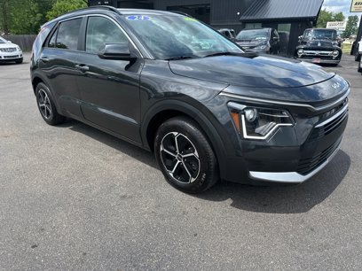 Used 2024 Kia Niro LX