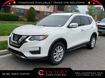 Used 2017 Nissan Rogue SV
