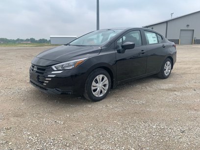 New 2025 Nissan Versa S w/ Trunk Package