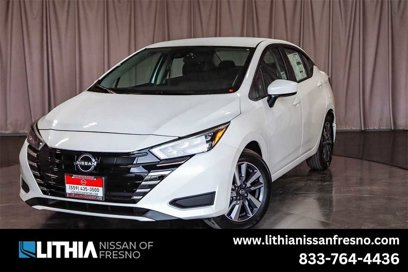 New 2025 Nissan Versa SV w/ Trunk Package