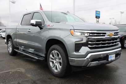 Used 2025 Chevrolet Silverado 1500 LTZ w/ LTZ Premium Package