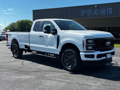 New 2025 Ford F250 4x4 SuperCab Super Duty